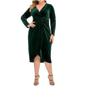 Esprlia NWT - Emerald velvet dress